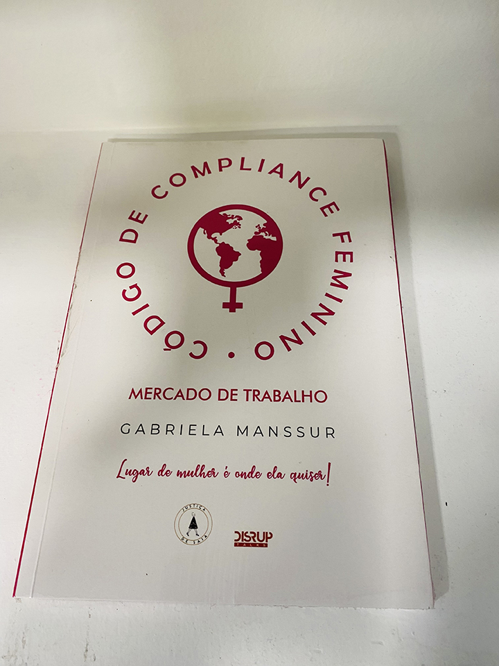 Livro Compliance Feminino - Gabriela Manssur